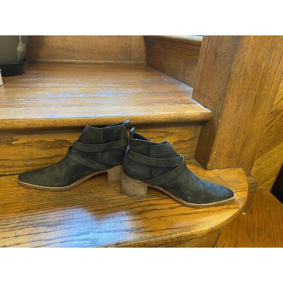 Free People Boots Women's 39 (8.5) Washed Black Back Loop Ankle Bootie - Picture 8 of 12